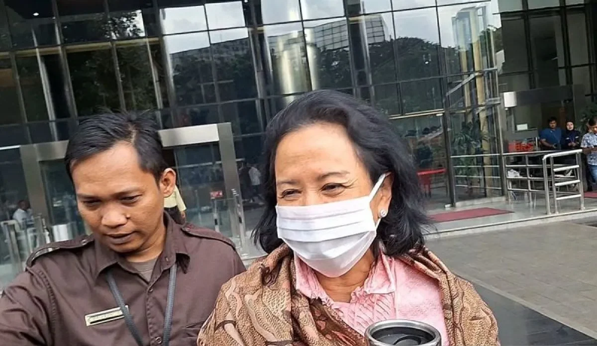 Dugaan Korupsi Jual Beli Gas PGN: Rini Soemarno Diperiksa KPK