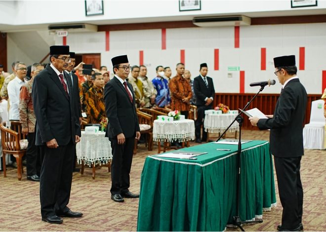 Rektor Unand Tantang Dekan Fakultas Tingkatkan Internasionalisasi untuk Wujudkan World Class University