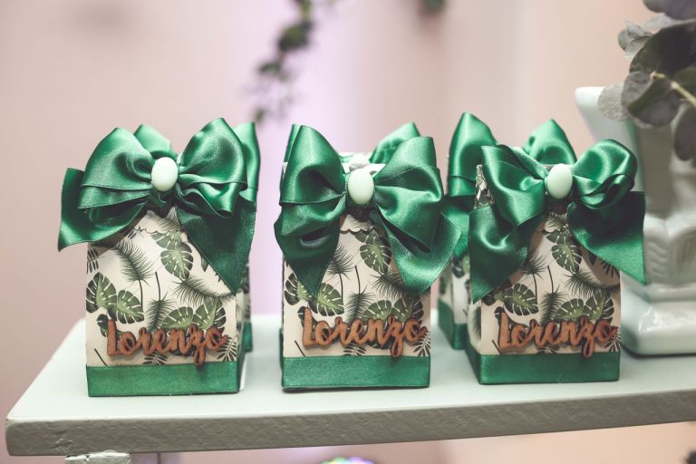 Bisnis souvenir online